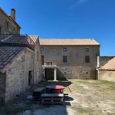 Domaine Avec Vue Cirque Du Levancou Ferienhaus Saint-Georges-de-Luzençon