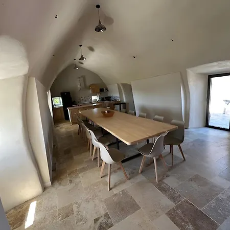 Vakantiehuis Domaine Avec Vue Cirque Du Levancou Saint-Georges-de-Luzençon