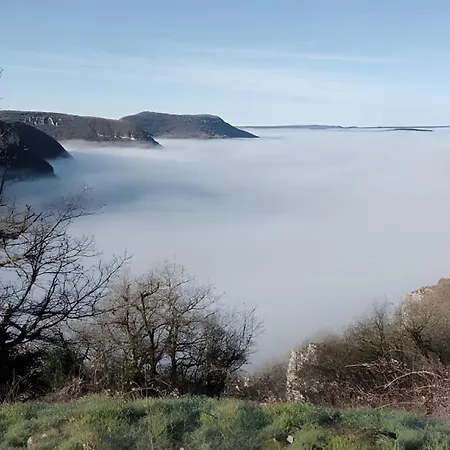 Domaine Avec Vue Cirque Du Levancou Saint-Georges-de-Luzençon